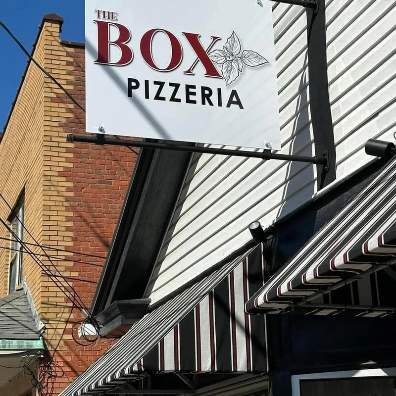 Dria's Kitchen "Box Fired" Pizzeria & Catering
